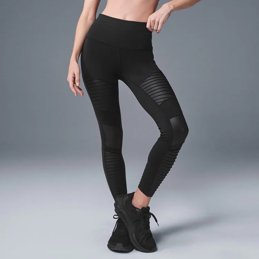NWT ALO Yoga moto Leggings
